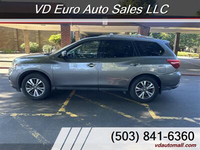 2017 Nissan Pathfinder S  -CLEAN TITLE! - Photo 9 - Portland, OR 97218