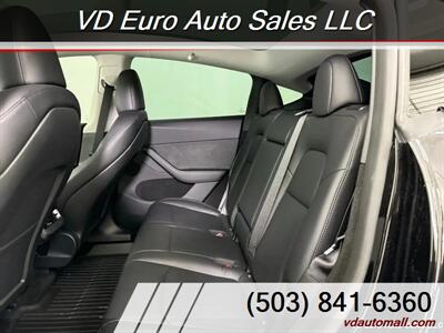 2024 Tesla Model Y Long Range 7 SEATS! - Photo 10 - Portland, OR 97218