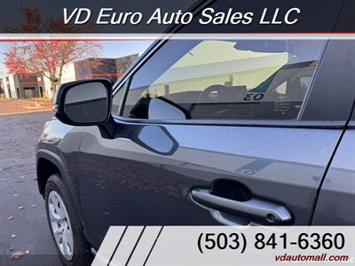 2019 Toyota RAV4 LE  AWD - Photo 8 - Portland, OR 97218