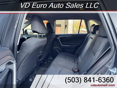 2019 Toyota RAV4 LE  AWD - Photo 19 - Portland, OR 97218