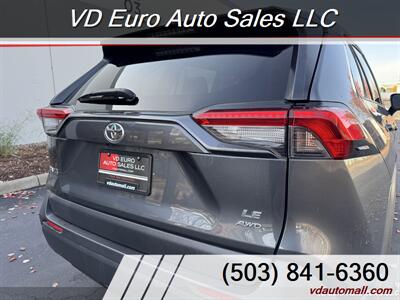 2019 Toyota RAV4 LE  AWD - Photo 9 - Portland, OR 97218
