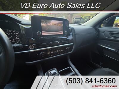 2023 Nissan Pathfinder SV   - Photo 12 - Portland, OR 97218