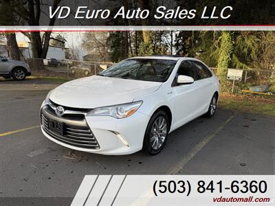2015 Toyota Camry Hybrid LE   - Photo 1 - Portland, OR 97218
