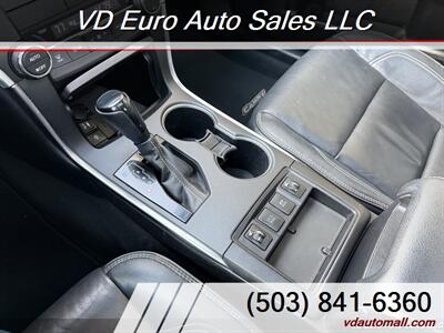 2015 Toyota Camry Hybrid LE   - Photo 15 - Portland, OR 97218