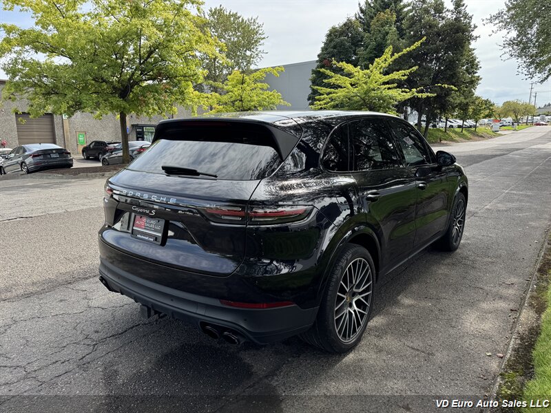 2019 Porsche Cayenne S  Clean title!