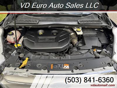 2019 Ford Escape Titanium  4WD - Photo 12 - Portland, OR 97218