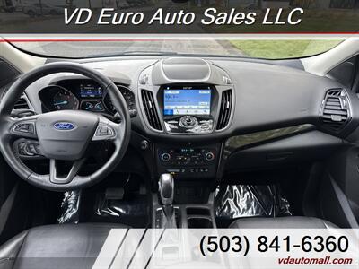 2019 Ford Escape Titanium  4WD - Photo 13 - Portland, OR 97218