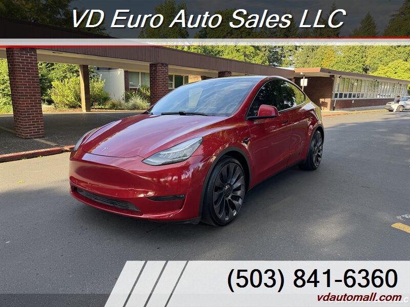 2020 Tesla Model Y Long Range  PERFORMANCE AWD - Photo 1 - Portland, OR 97218