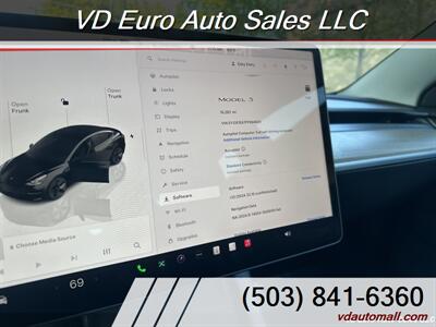 2023 Tesla Model 3   - Photo 13 - Portland, OR 97218