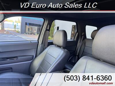 2011 Ford Escape Limited  AWD! V6 ! - Photo 21 - Portland, OR 97218