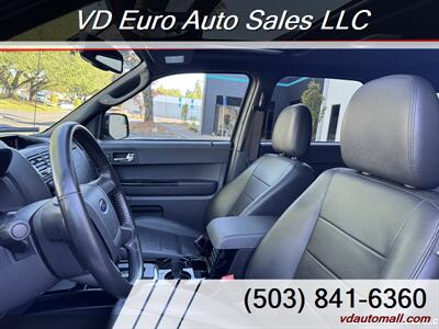 2011 Ford Escape Limited  AWD! V6 ! - Photo 16 - Portland, OR 97218