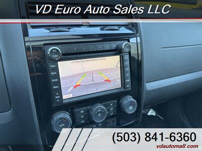 2011 Ford Escape Limited  AWD! V6 ! - Photo 29 - Portland, OR 97218