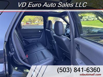 2011 Ford Escape Limited  AWD! V6 ! - Photo 20 - Portland, OR 97218