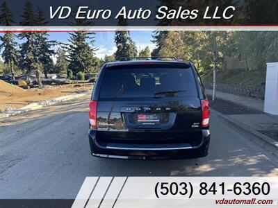 2019 Dodge Grand Caravan SXT   - Photo 14 - Portland, OR 97218