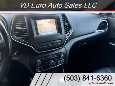 2019 Jeep Cherokee Latitude Plus -CLEAN TITLE! - Photo 17 - Portland, OR 97218
