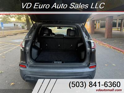 2019 Jeep Cherokee Latitude Plus -CLEAN TITLE! - Photo 19 - Portland, OR 97218