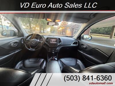2019 Jeep Cherokee Latitude Plus -CLEAN TITLE! - Photo 13 - Portland, OR 97218