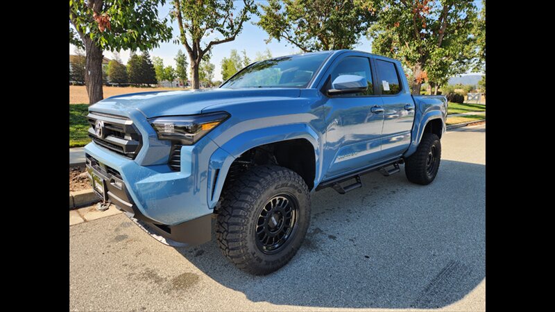 2026 Toyota Tacoma SR5   - Photo 1 - , CA 95124