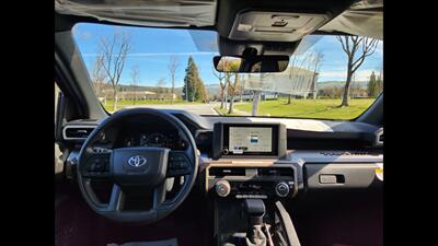 2026 Toyota Tacoma SR5   - Photo 6 - , CA 95124