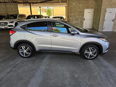 2022 Honda HR-V EX   - Photo 6 - Arcadia, CA 91007