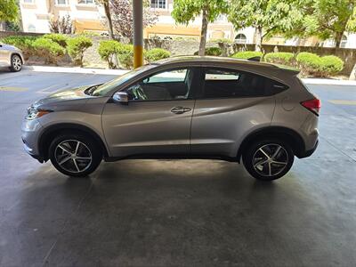 2022 Honda HR-V EX   - Photo 2 - Arcadia, CA 91007