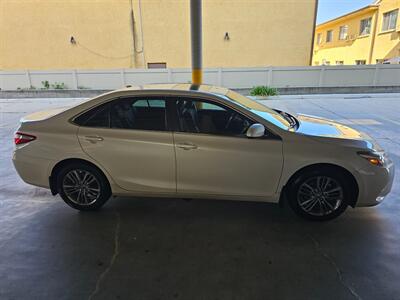 2016 Toyota Camry SE   - Photo 6 - Arcadia, CA 91007