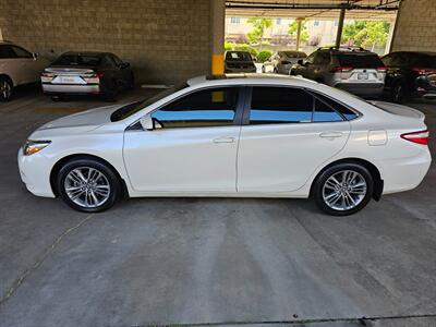 2016 Toyota Camry SE   - Photo 2 - Arcadia, CA 91007