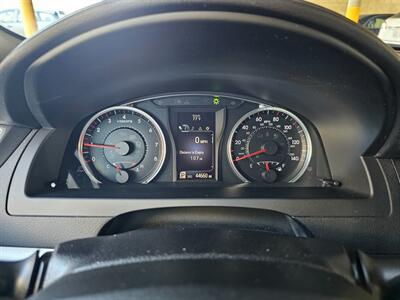 2016 Toyota Camry SE   - Photo 15 - Arcadia, CA 91007