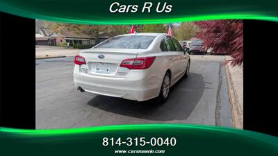 2017 Subaru Legacy 2.5i Premium   - Photo 5 - Erie, PA 16506