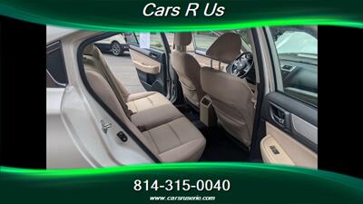 2017 Subaru Legacy 2.5i Premium   - Photo 10 - Erie, PA 16506