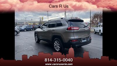 2017 Jeep Cherokee Latitude   - Photo 7 - Erie, PA 16506