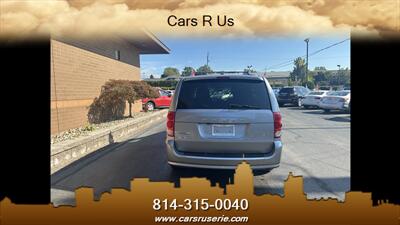 2014 Dodge Grand Caravan SXT   - Photo 7 - Erie, PA 16506