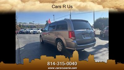 2014 Dodge Grand Caravan SXT   - Photo 9 - Erie, PA 16506