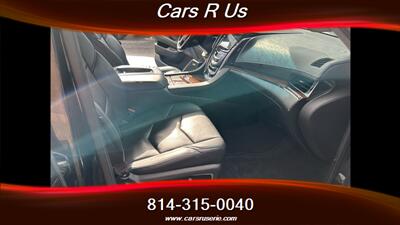 2015 Cadillac Escalade Luxury   - Photo 9 - Erie, PA 16506