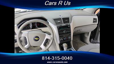 2011 Chevrolet Traverse LS   - Photo 8 - Erie, PA 16506