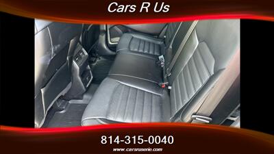 2017 Ford Edge SEL   - Photo 8 - Erie, PA 16506
