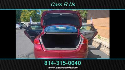 2015 Chrysler 200 Limited - Photo 6 - Erie, PA 16506