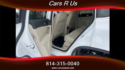 2014 Volkswagen Tiguan SEL 4Motion - Photo 8 - Erie, PA 16506