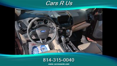 2018 Ford Escape SEL   - Photo 8 - Erie, PA 16506