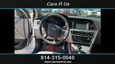 2016 Hyundai SONATA SE   - Photo 7 - Erie, PA 16506