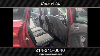 2017 Ford Escape SE   - Photo 10 - Erie, PA 16506