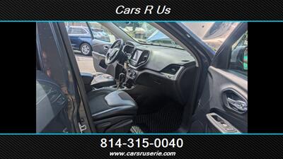 2017 Jeep Cherokee Trailhawk - Photo 7 - Erie, PA 16506