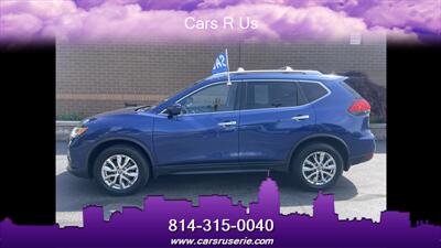 2017 Nissan Rogue SV   - Photo 1 - Erie, PA 16506