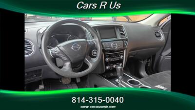 2016 Nissan Pathfinder SV - Photo 8 - Erie, PA 16506