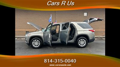 2018 Chevrolet Traverse LT Cloth   - Photo 13 - Erie, PA 16506