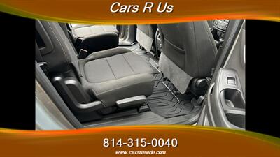 2018 Chevrolet Traverse LT Cloth   - Photo 10 - Erie, PA 16506