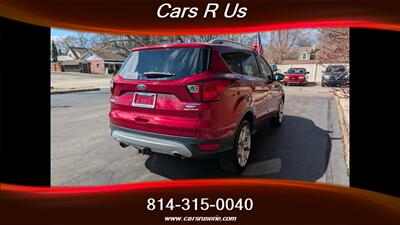 2019 Ford Escape Titanium   - Photo 4 - Erie, PA 16506