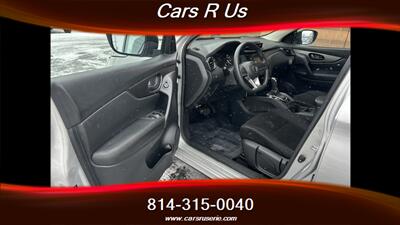 2020 Nissan Rogue Sport S - Photo 6 - Erie, PA 16506