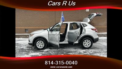 2020 Nissan Rogue Sport S - Photo 12 - Erie, PA 16506