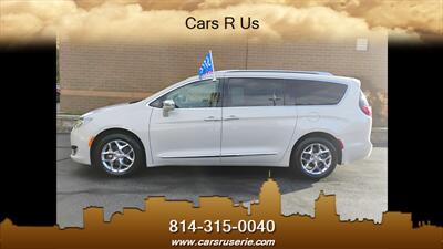 2017 Chrysler Pacifica Limited   - Photo 1 - Erie, PA 16506